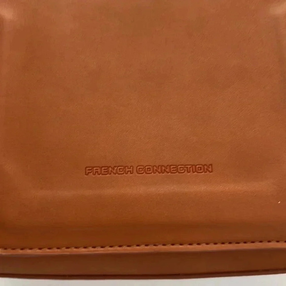 French Connection Crossbody Bag 23 L x 18 H x 8 W golden brown NWOT - Picture 4 of 12